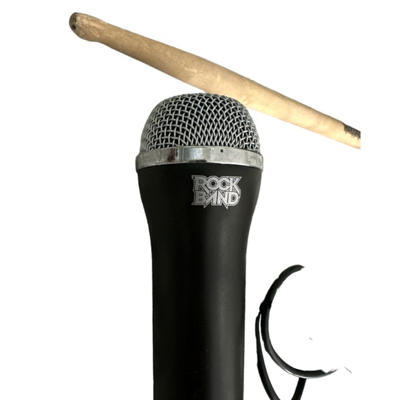 Rock Band Logitech Microphone (model: E-UR20) & 1 Drum Stick (Xbox 360/PS2) - Picture 3 of 3